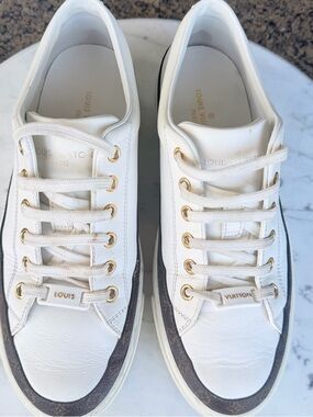 Authentic Certified Louis Vuitton Monogram Low-Top Leather Sneakers 38.5EU /8 US